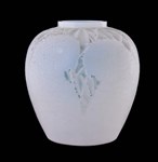Lalique style leads selection of design classics at Chiswick Auctions