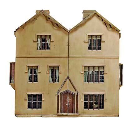 13-12-19-2121NE02B Victorian dolls house.jpg