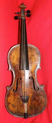 Wallace Hartley Violin sold for £1.1m.jpg