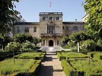 Stylish venue Wilton House is setting for March antiques fair