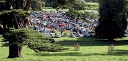 Wilton House hosts 1000 car boots at historic venue