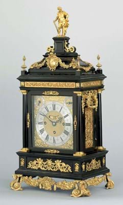 Selby Lowndes table clock