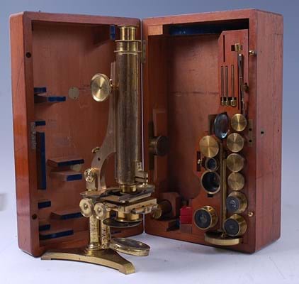 Alfred Swaine Taylor's microscope