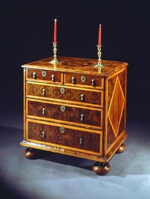 3 CADA Fair W. R. Harvey William and Mary oyster veneered Laburnam and inlaid chest of drawers 1.jpg
