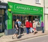 Antiques centre earns high praise