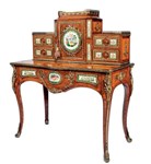 The web shop window: English furniture in French style