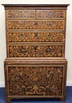 Marquetry appeal of a tired chest