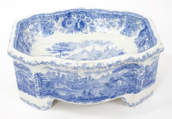 Ridgway blue and white pottery dog bowl