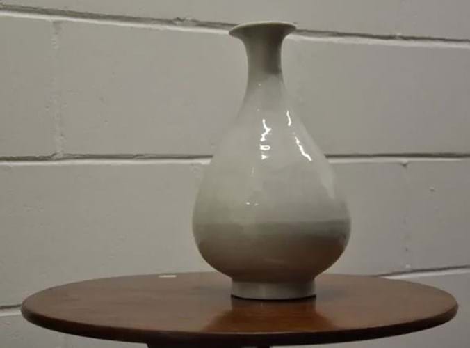 Stolen Chinese vase.jpg