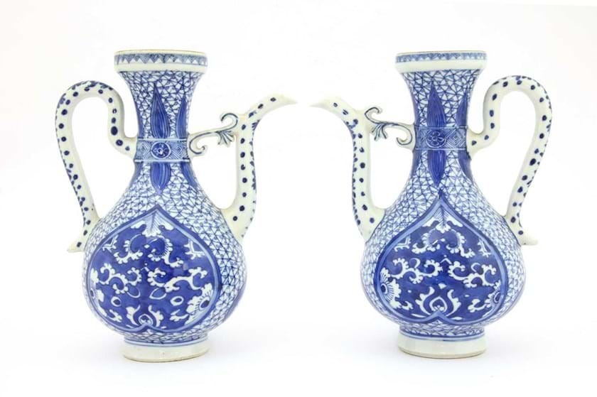 Kangxi pear form blue and white ewers