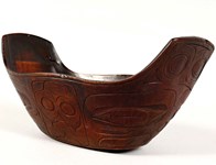 Two 'exceptional' tribal vessels sold on the same day at different sales