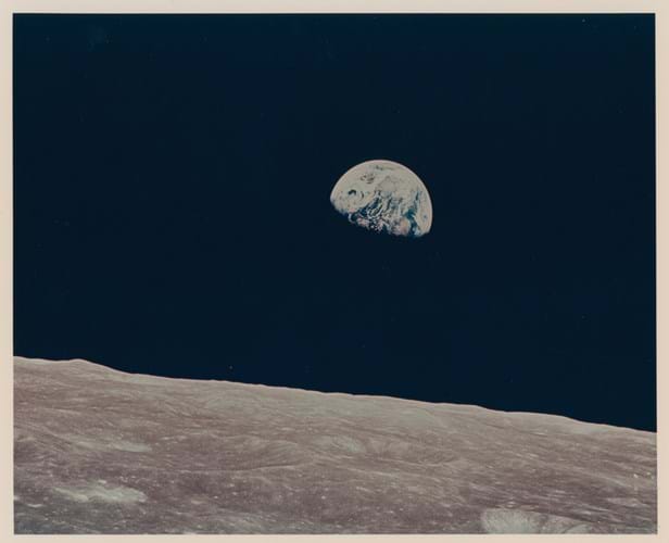 Apollo 8 Earthrise.jpg
