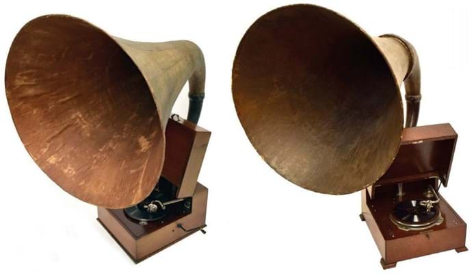 Two gramophones 