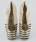 News In Brief – including news of Queen Victoria's slippers coming to auction