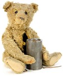 Rare Steiff ‘hot-water’ bottle bear makes special appearance