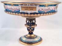 Prize example of a tazza draws interest at Cotswolds auction