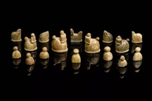 Samanid chess-set from Lothar Schmid collection