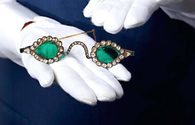 Mughal spectacles