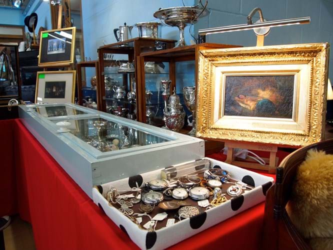 Hingham Antiques Collectors Fair