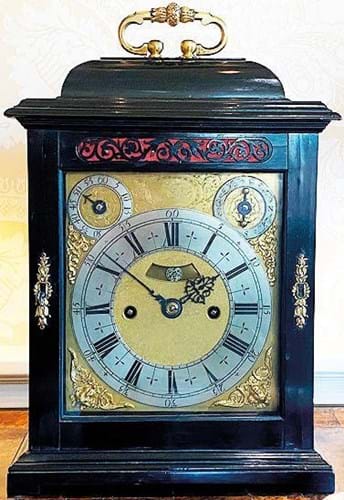 Tompian clock