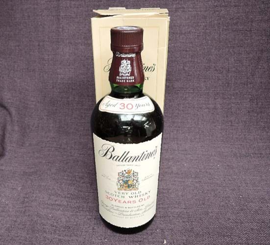 Ballantines scotch whisky