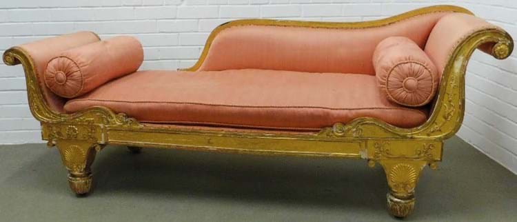 Giltwood chaise