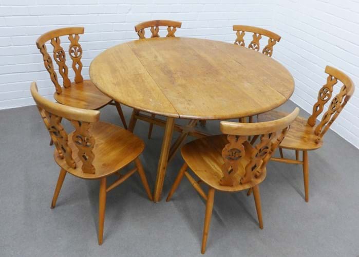Ercol Table And Chairs