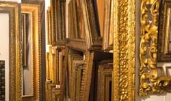 Measurements: antique frames come in a range of sizes