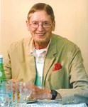 Obituary: Glass dealer and chandelier expert Martin Mortimer (1928-2022)