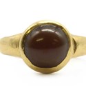 Gold toadstone ring