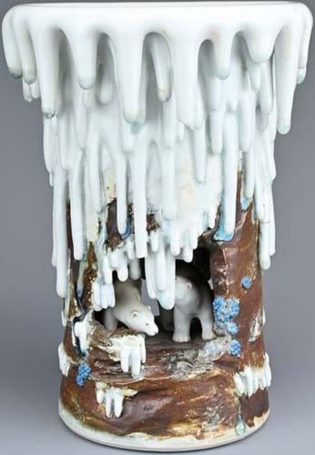 Polar bears vase