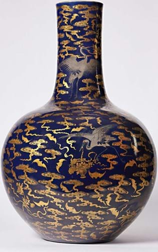 Chinese heavenly globe vase