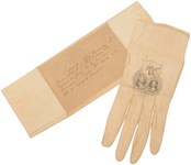 Hands of history relating to US hero Lafayette