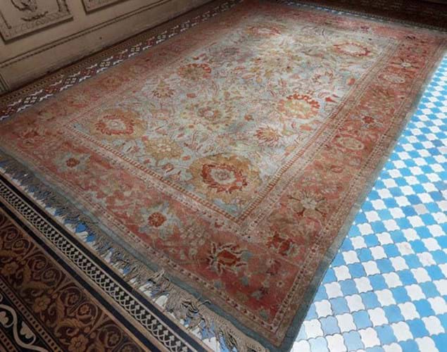 Ziegler Sultanabad pattern carpet