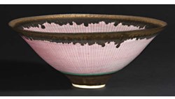 ‘True masterpiece’ bowl brings a new auction high for studio potter Lucie Rie