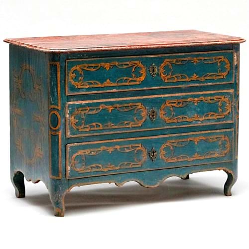 Italian rococo style chest of drawers